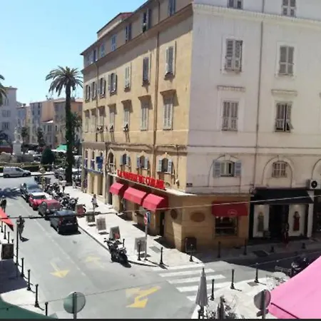 Le Du Cardinal Central/ Wifi/ Ajaccio à Pieds! Appartamento *